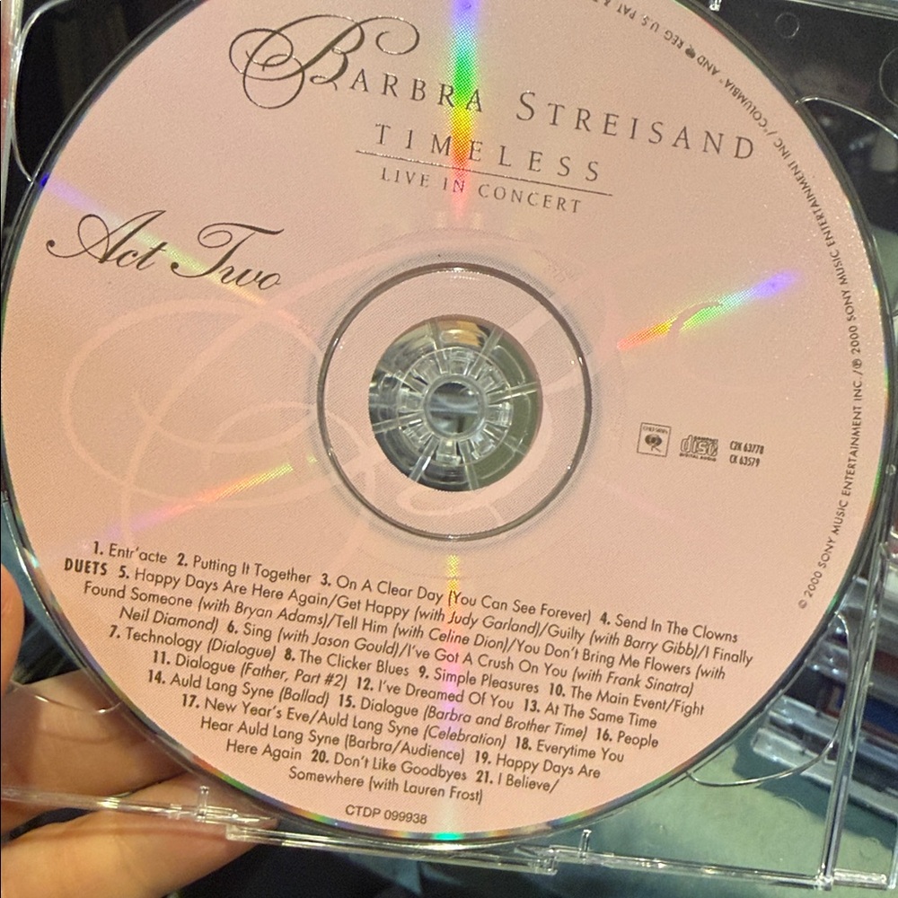 Barbra Streisand Timeless Live in Concert CDs (2 Disc) + Bonus CD - Picture 4 of 5